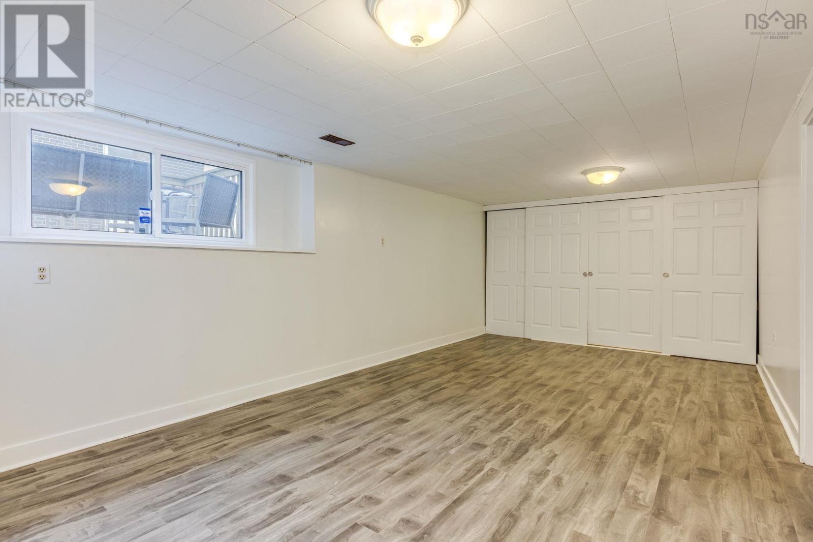 33 Southill Drive - 26