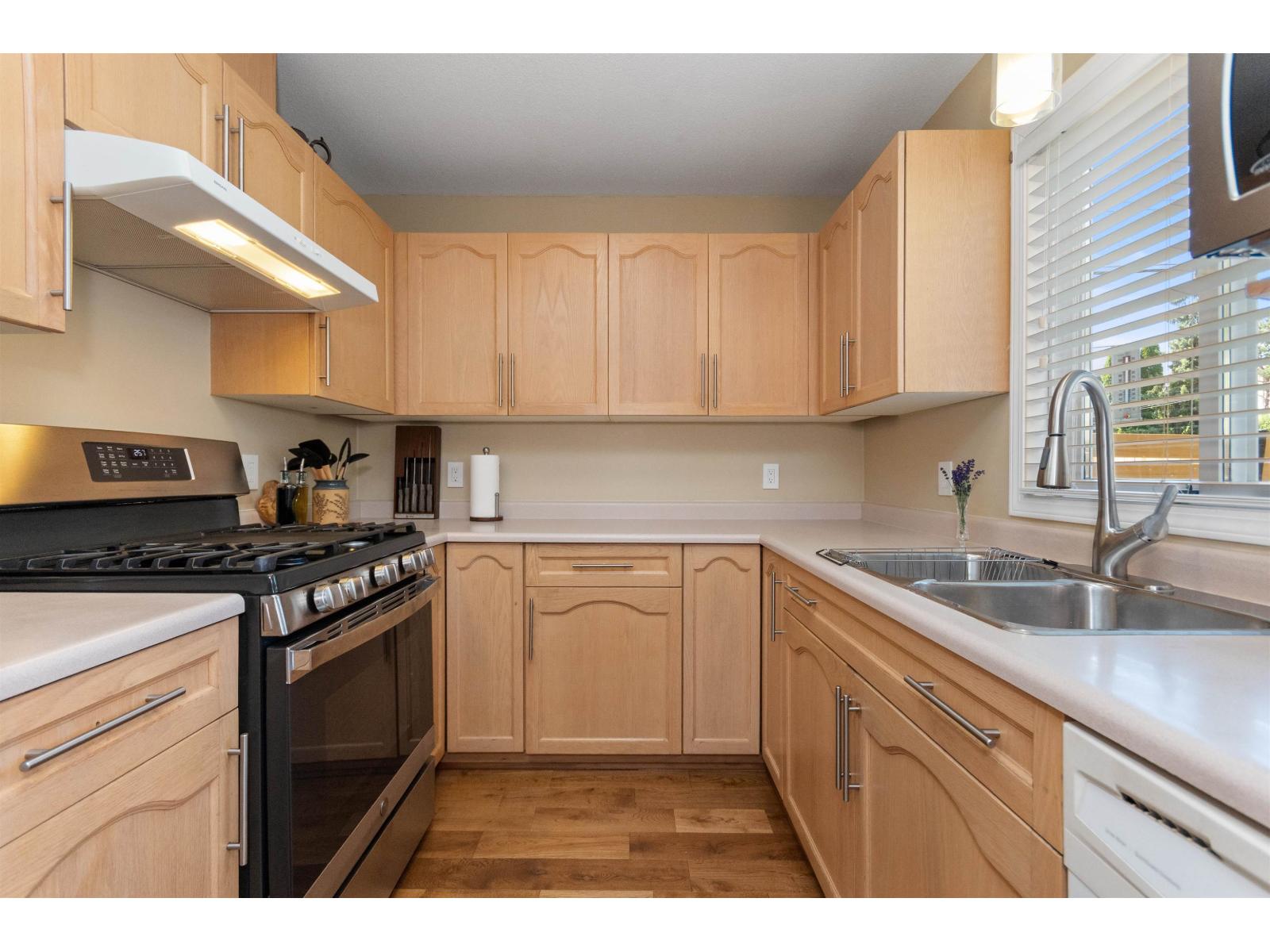 12 9486 WOODBINE STREET, Chilliwack Proper East, Chilliwack