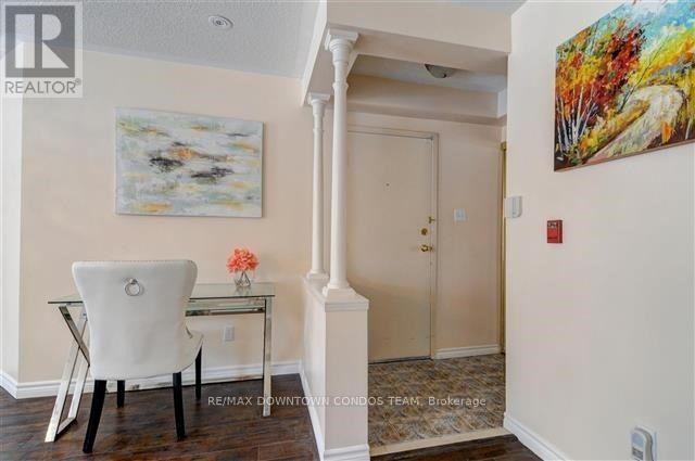 #154 18 CLARK AVENUE W - 3