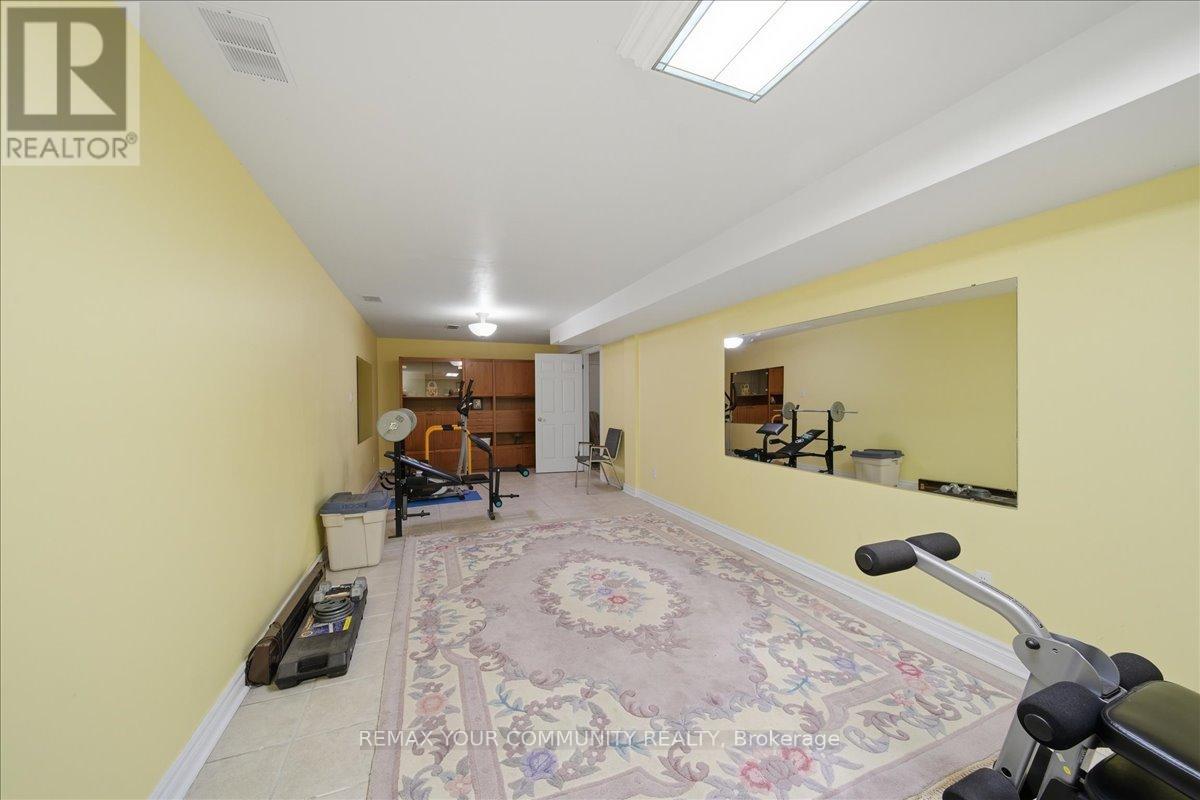 14 OXFORD COURT - 40