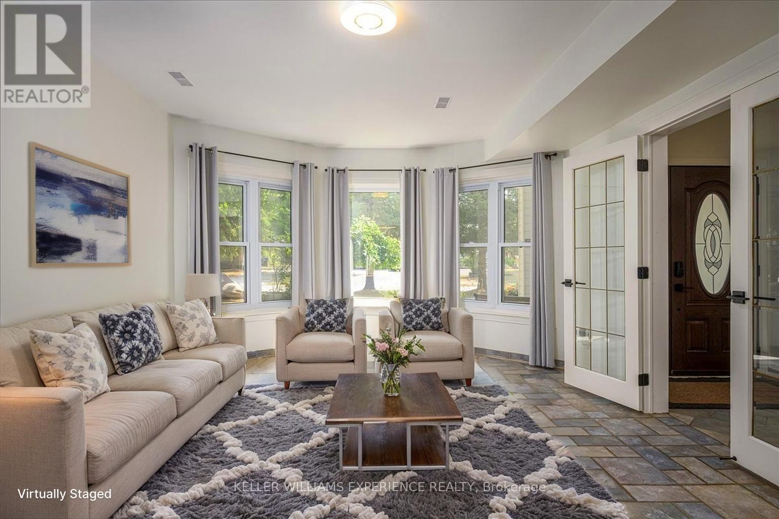 2030 LILAC DRIVE - 21