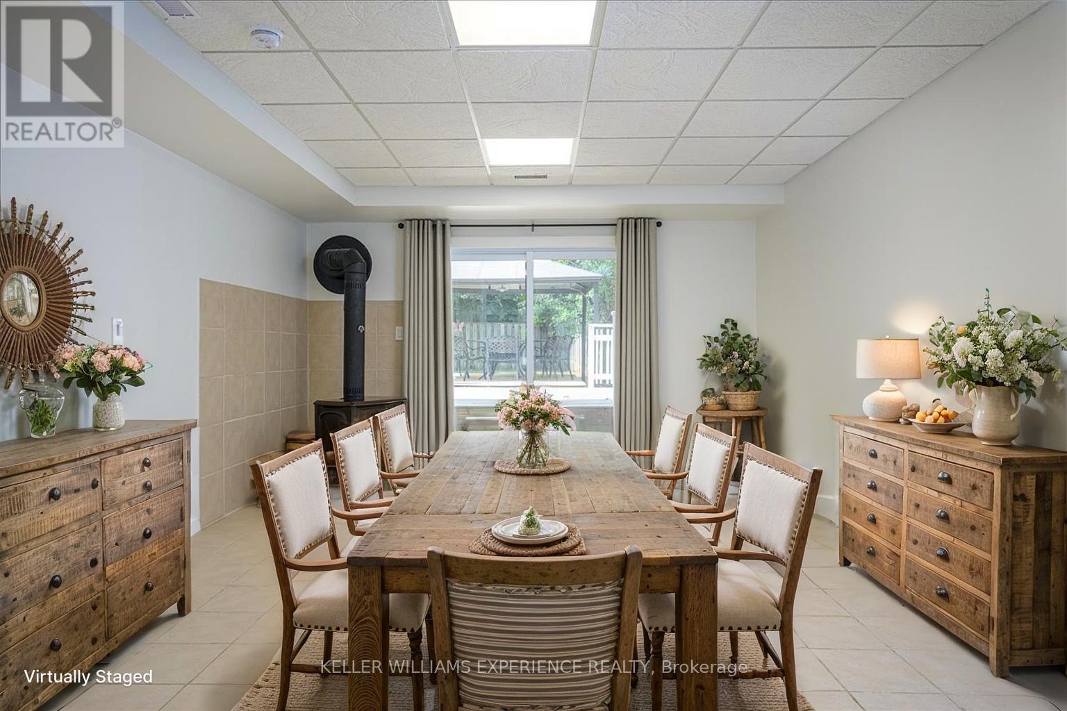 2030 LILAC DRIVE - 25