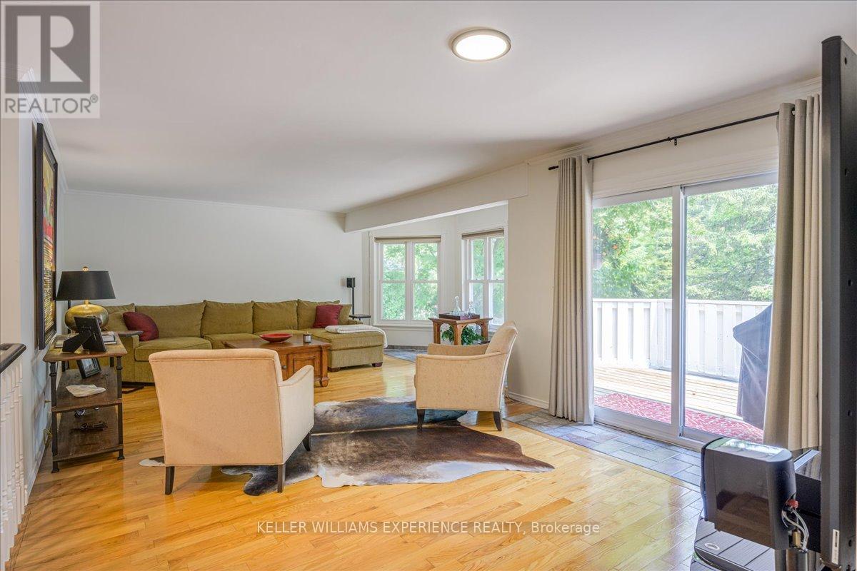 2030 LILAC DRIVE - 37