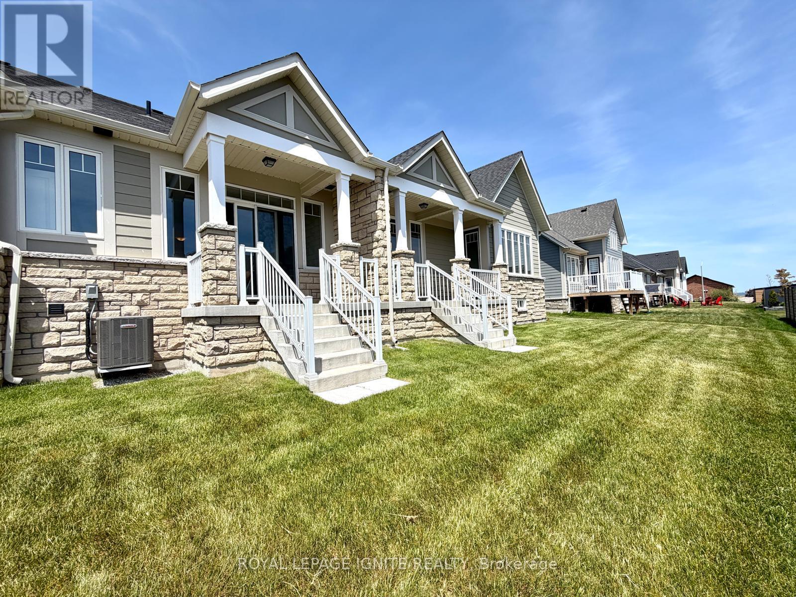 537 HUDSON CRESCENT - 25