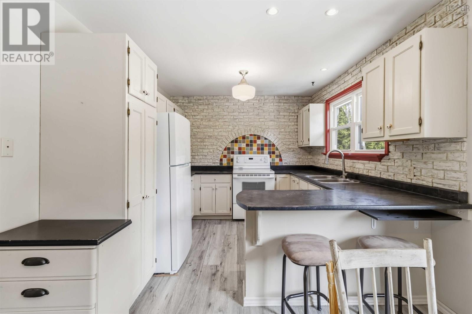 172 Ponderosa Drive - 11