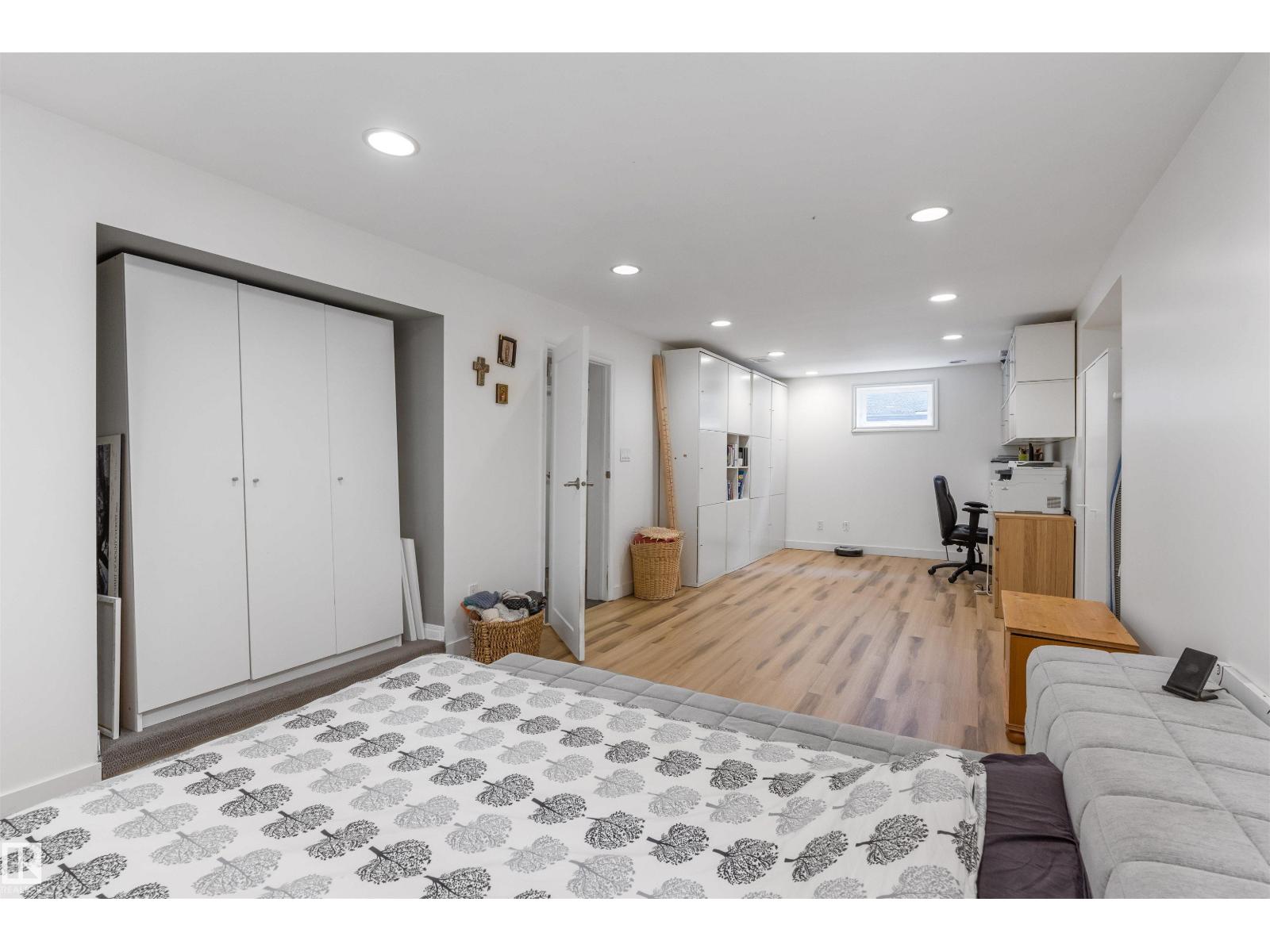 14007 104 AV NW - 22