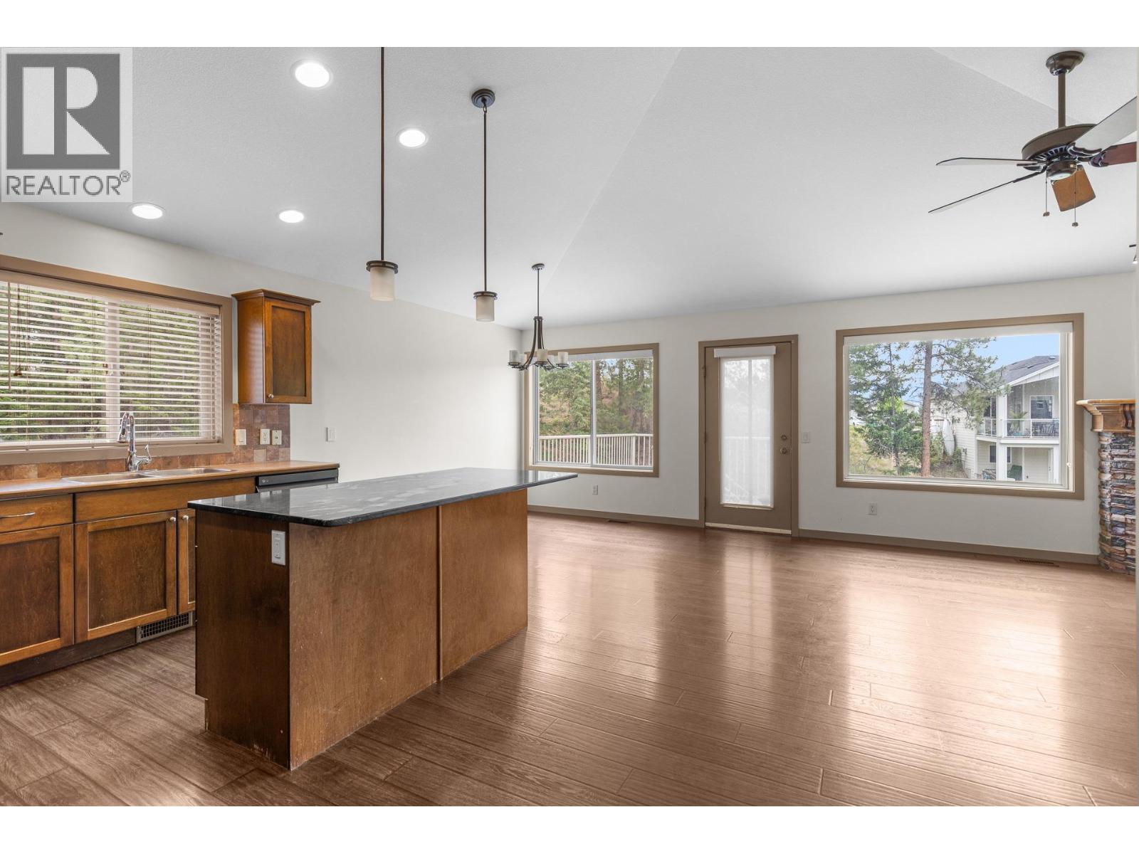 1939 Rosealee Lane - 2