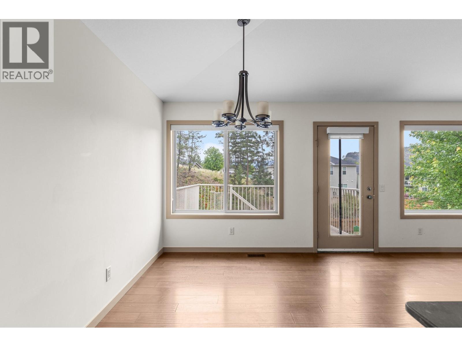  1939 Rosealee Lane, West Kelowna