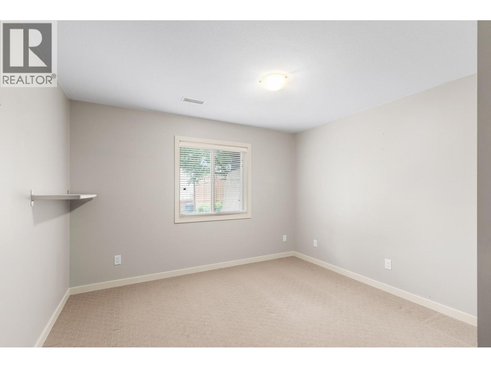  1939 Rosealee Lane, West Kelowna