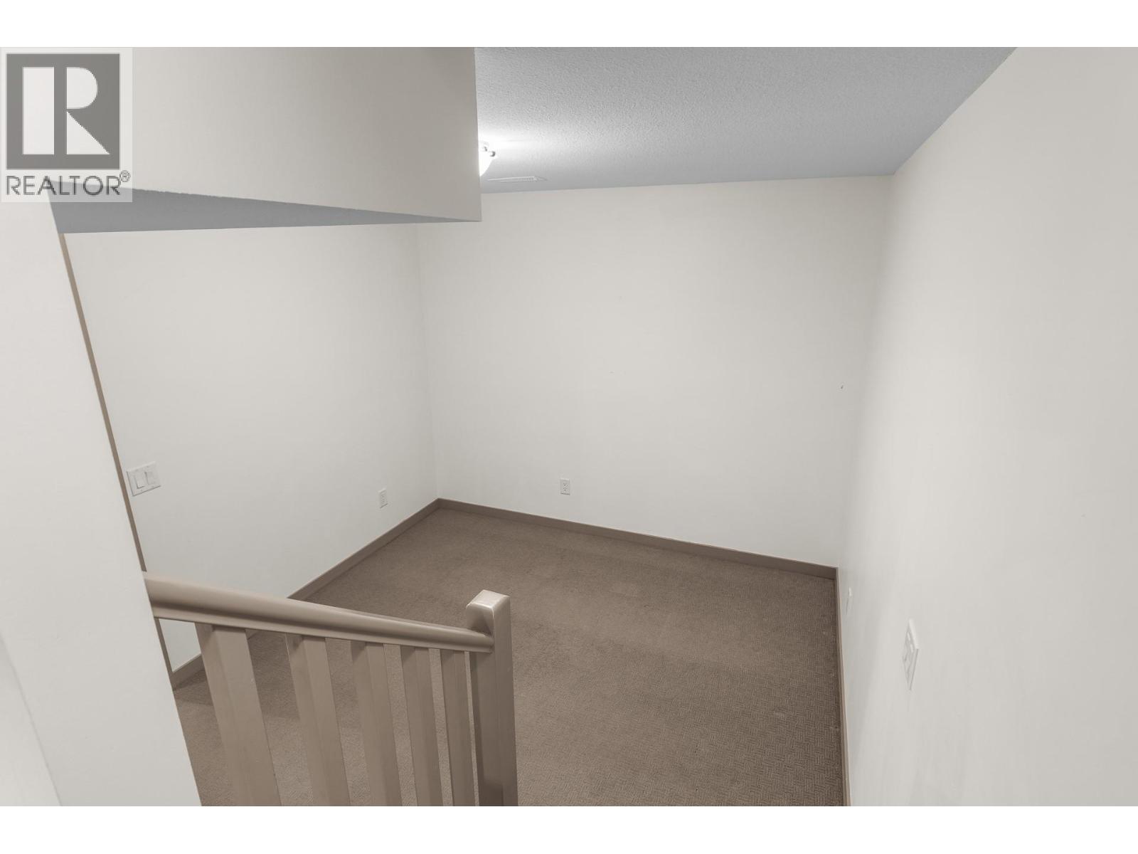  1939 Rosealee Lane, West Kelowna