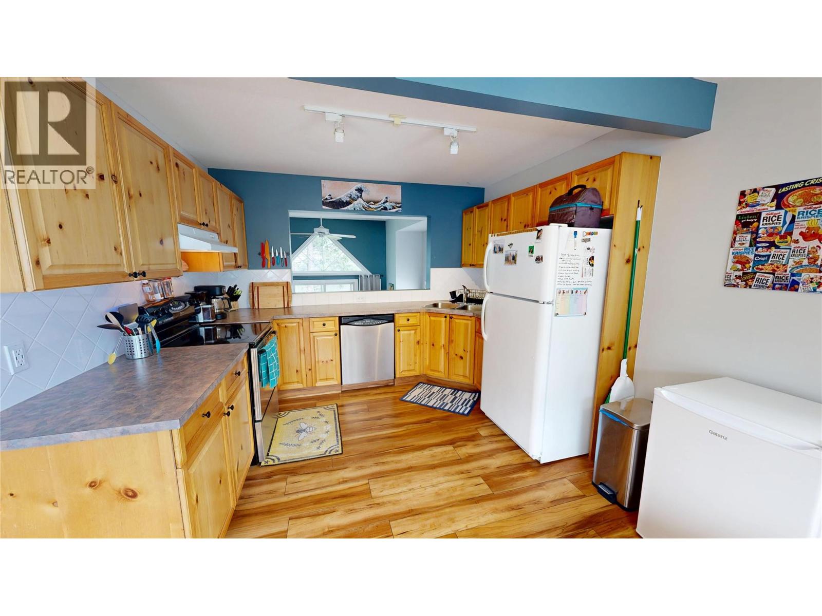 #149 4835 RADIUM Boulevard - 14