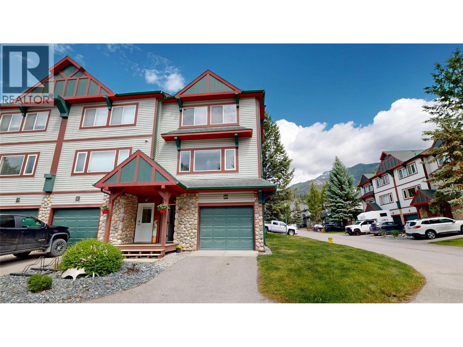 #149 4835 RADIUM Boulevard - Image 2