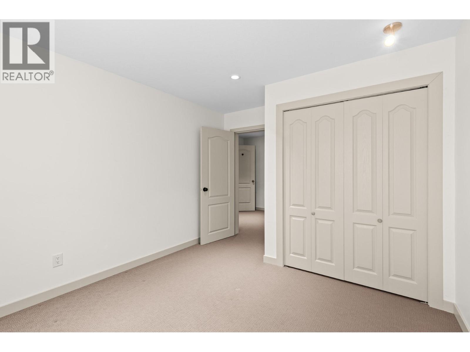  1939 Rosealee Lane, West Kelowna
