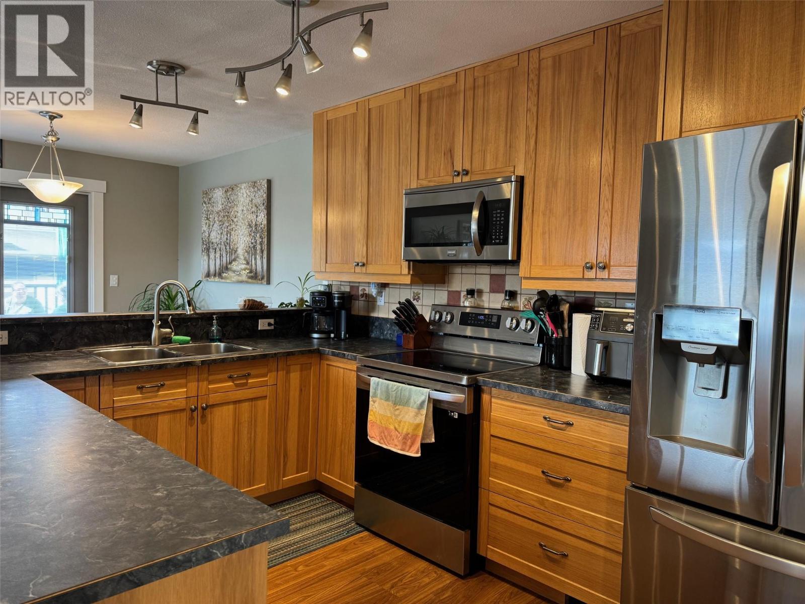 3399 Pineridge Drive - Image 3