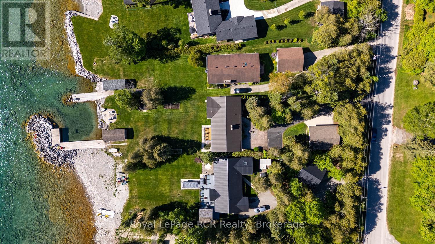 405 BALMY BEACH ROAD - 40