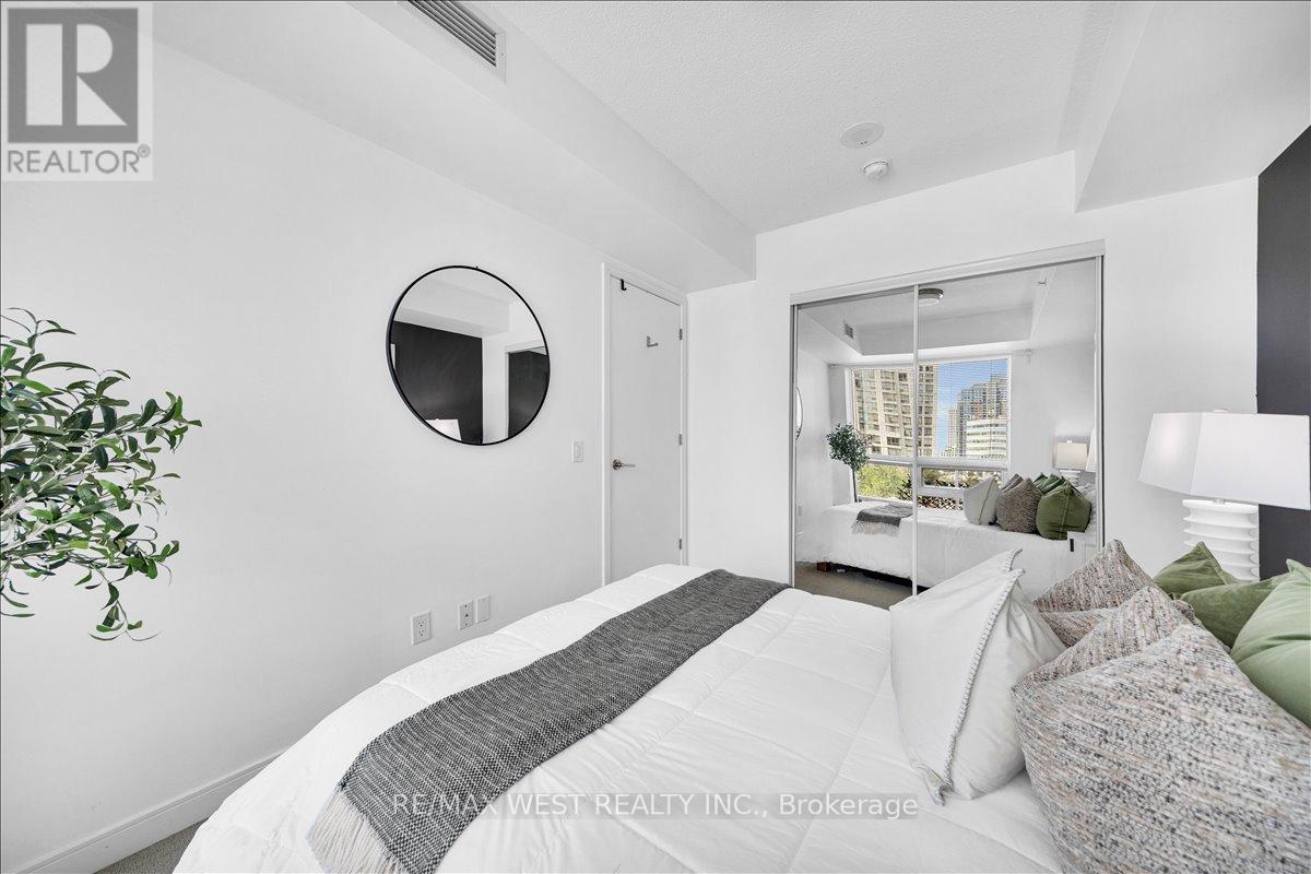 #306 20 THOMAS RILEY ROAD - 9