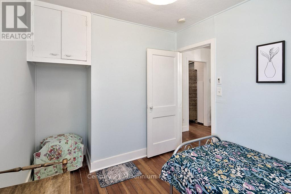 444 MAPLE STREET - 24