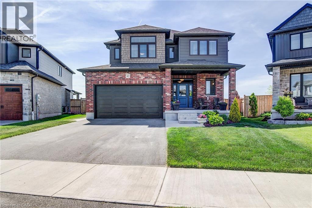 42 GELLERT Drive - Image 2