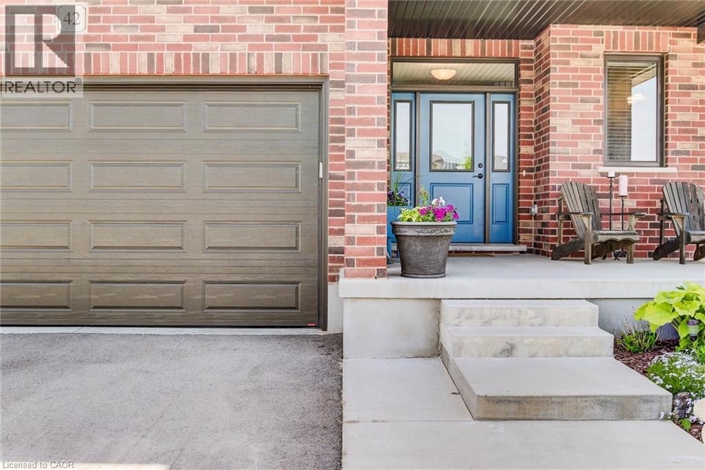 42 GELLERT Drive - 5