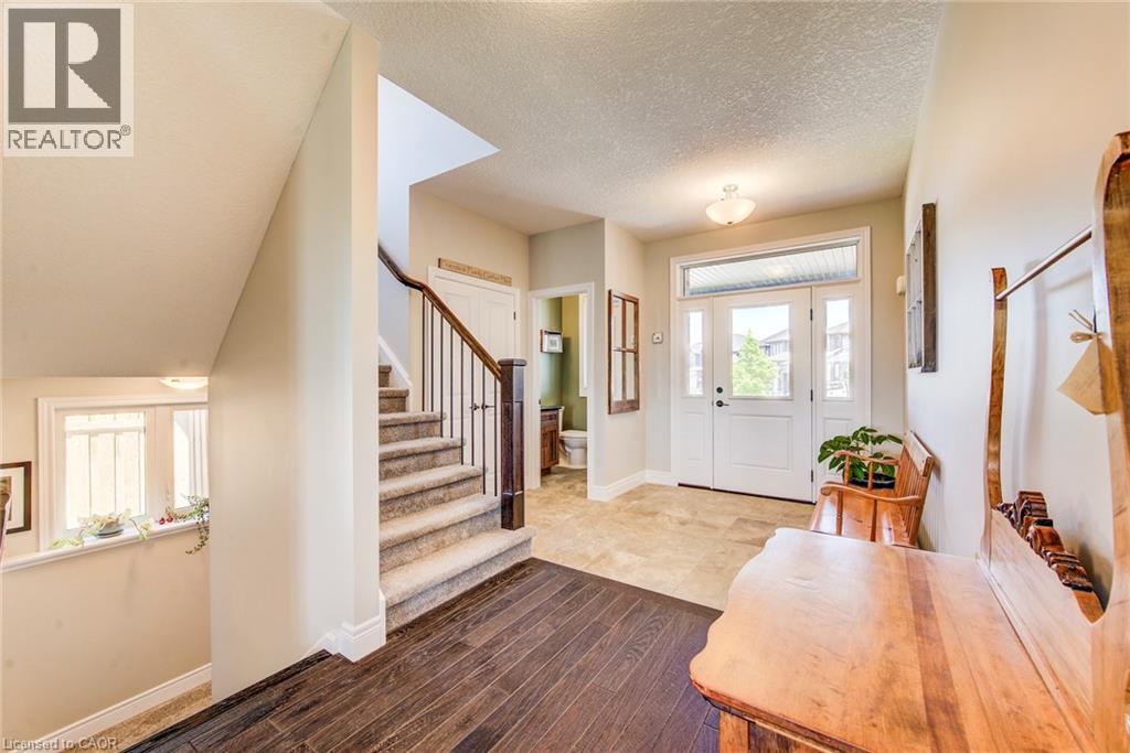 42 GELLERT Drive - 8
