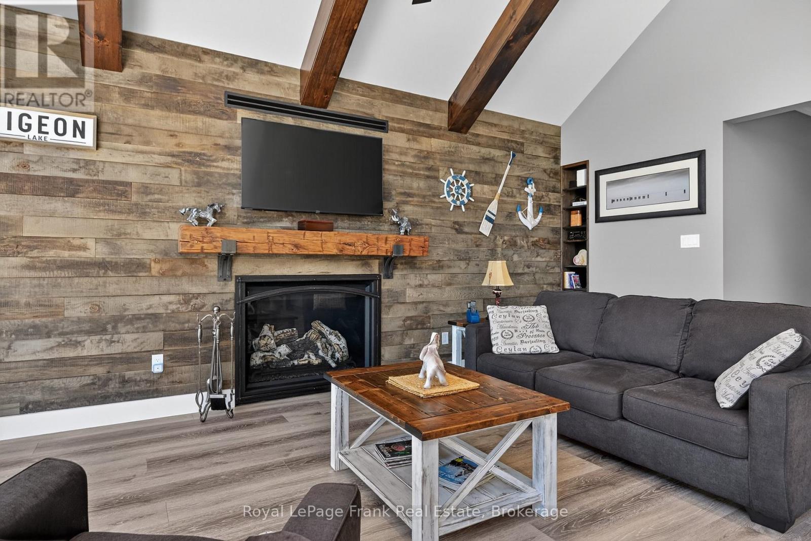 210 LAKESHORE DRIVE - 19