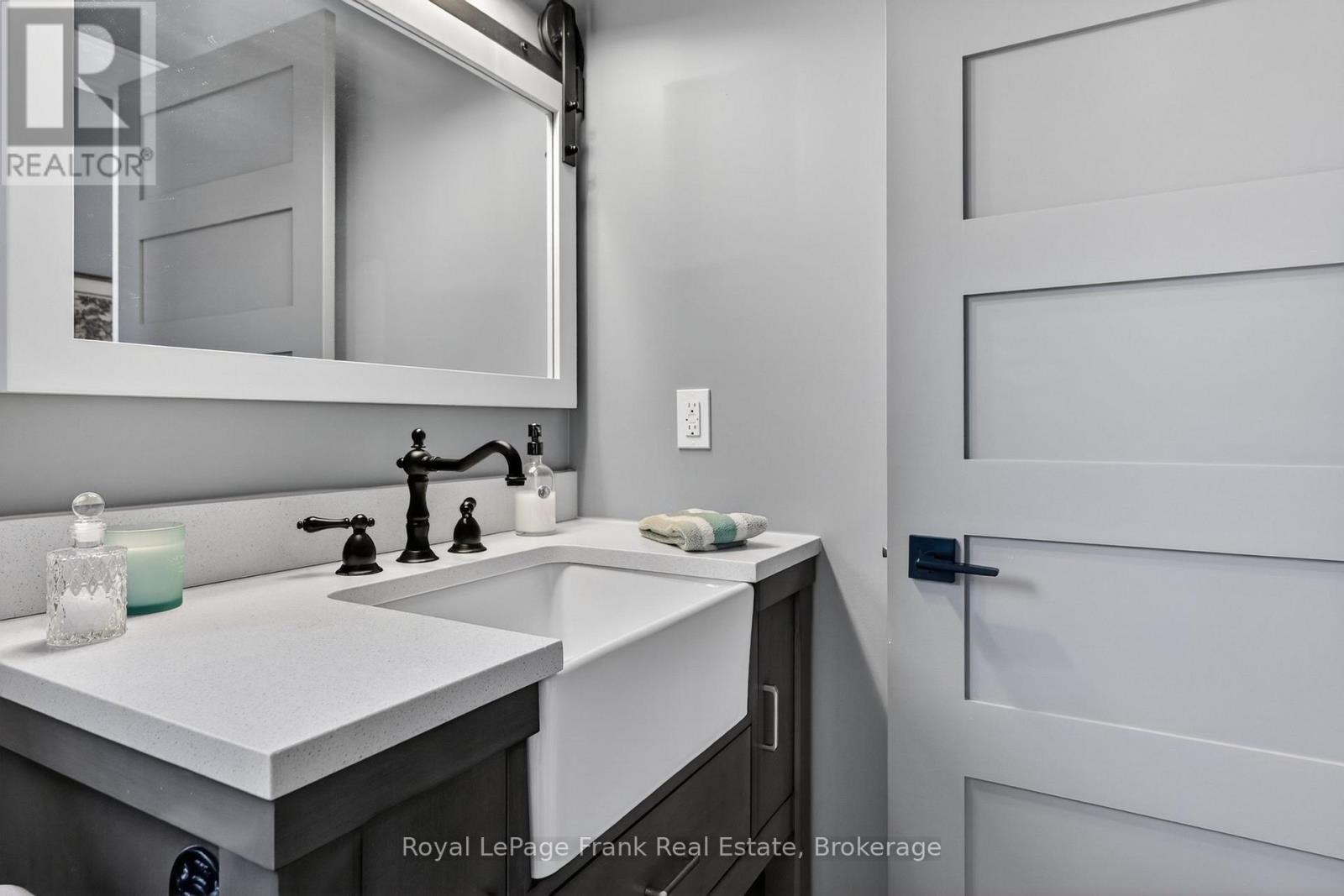 210 LAKESHORE DRIVE - 26