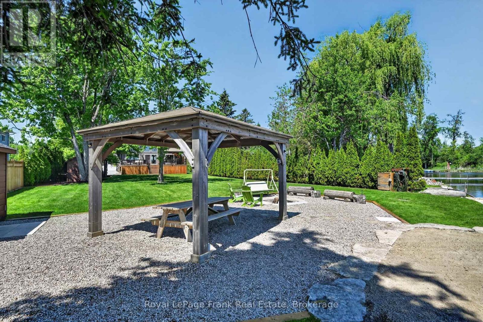 210 LAKESHORE DRIVE - 40