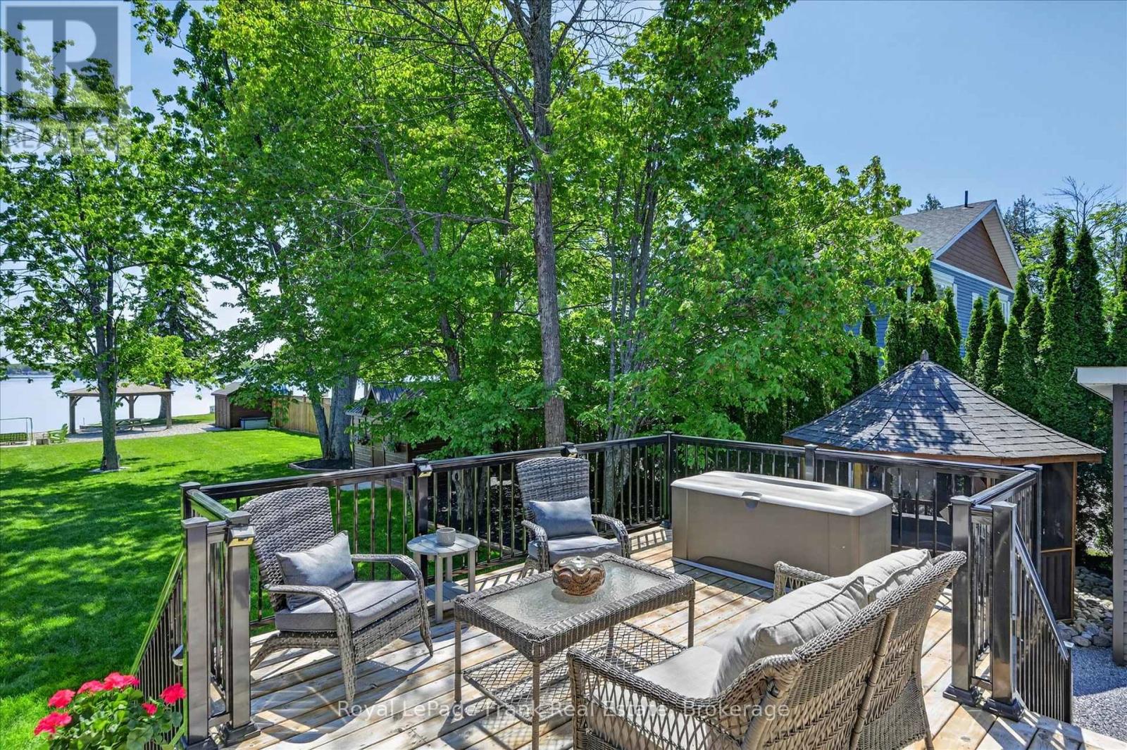 210 LAKESHORE DRIVE - 8