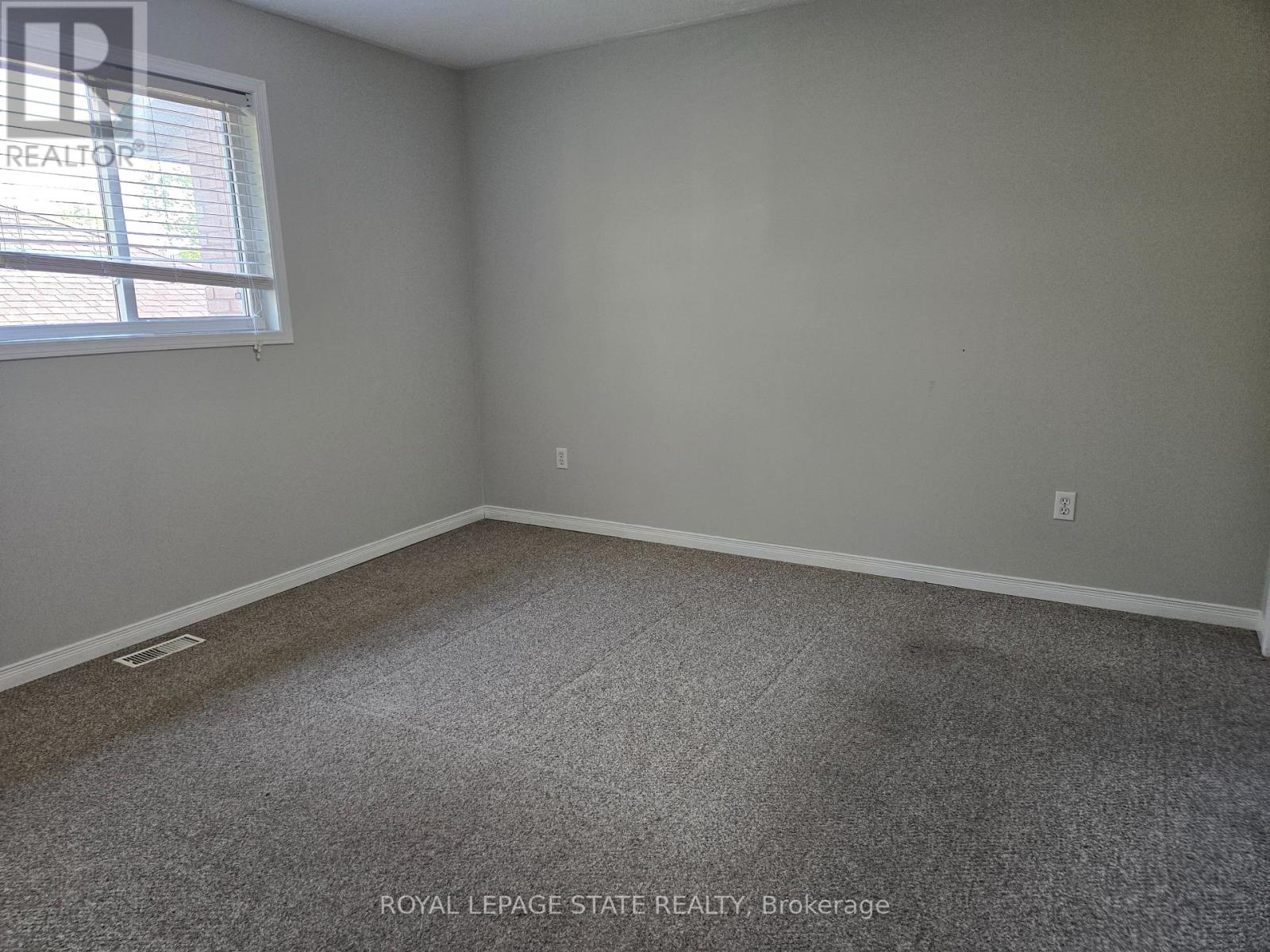 73 FOXTAIL AVENUE - 12
