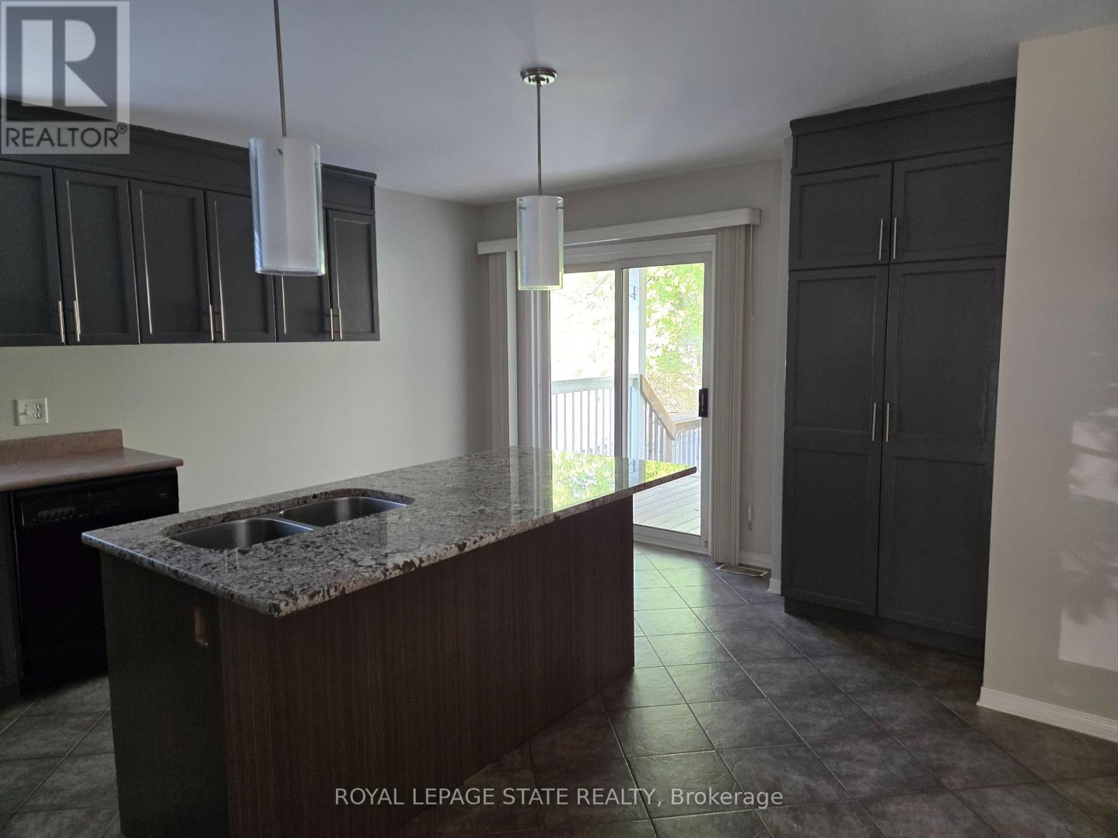 73 FOXTAIL AVENUE - 15