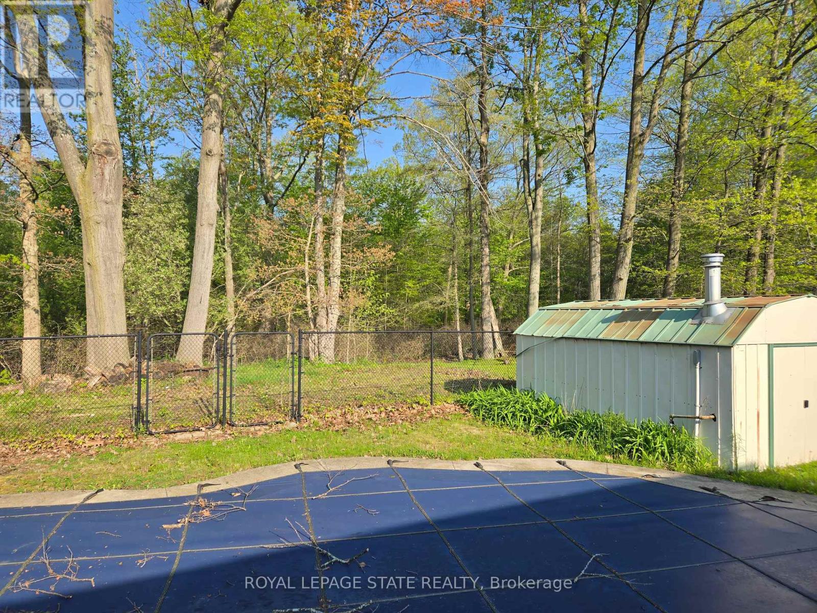 73 FOXTAIL AVENUE - 26