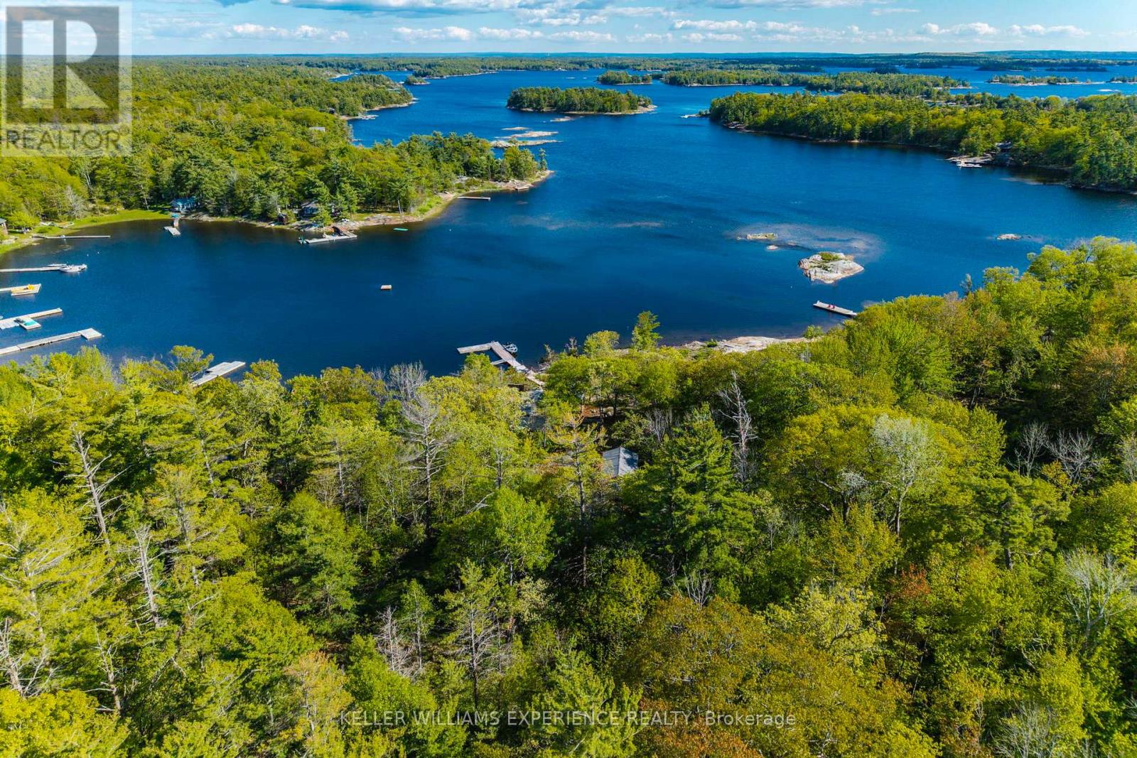 6932 ISLAND 1810 / BONE ISLAND - 32