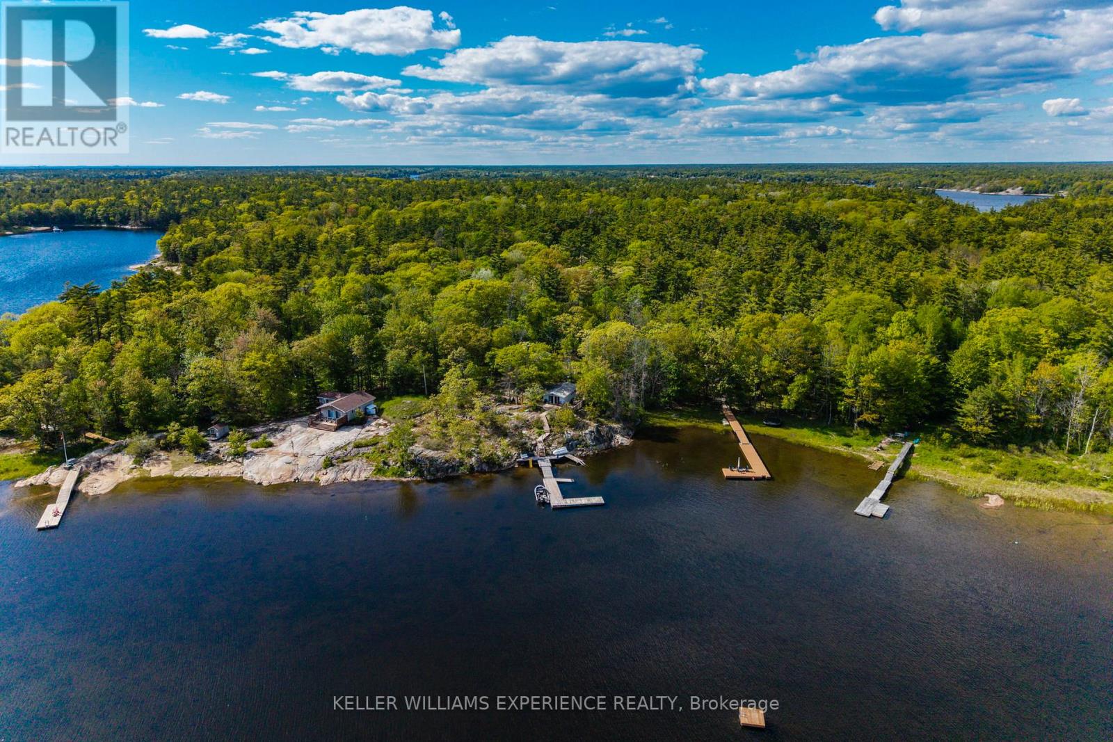 6932 ISLAND 1810 / BONE ISLAND - 33