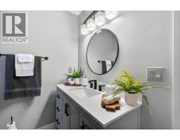 617 Pine Street, Sicamous, BC V0E2V0 Photo 41