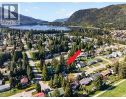 617 Pine Street, Sicamous, BC V0E2V0 Photo 65