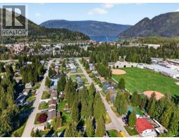 617 Pine Street, Sicamous, BC V0E2V0 Photo 67