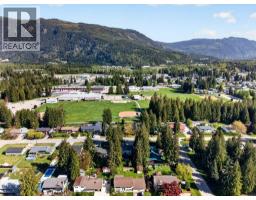 617 Pine Street, Sicamous, BC V0E2V0 Photo 69