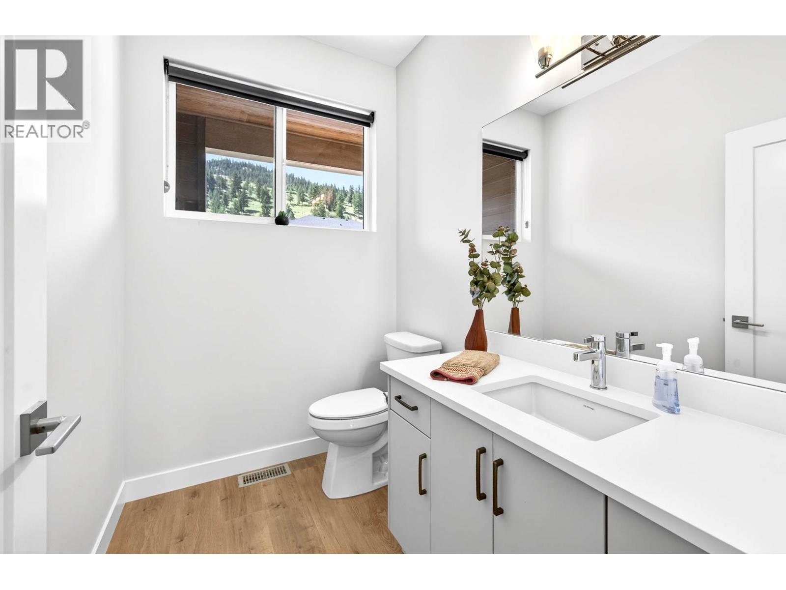 #137 1901 Qu'Appelle Boulevard - 12