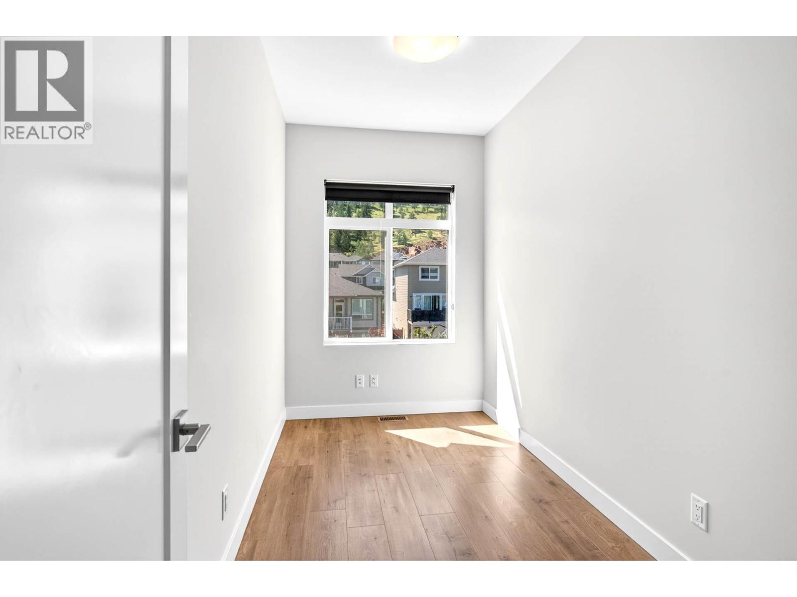 #137 1901 Qu'Appelle Boulevard - 23