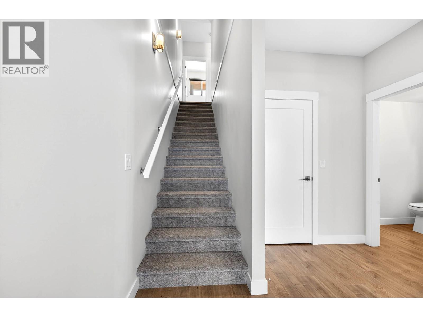 #137 1901 Qu'Appelle Boulevard - 26