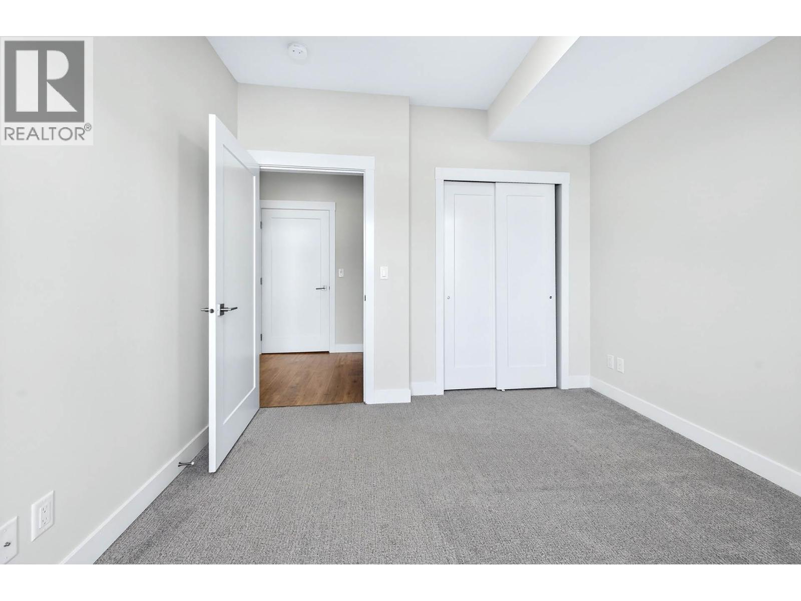 #137 1901 Qu'Appelle Boulevard - 29