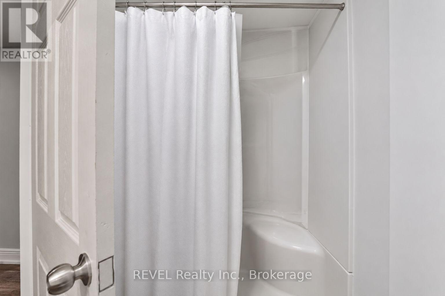 80 LINWOOD AVENUE - 31