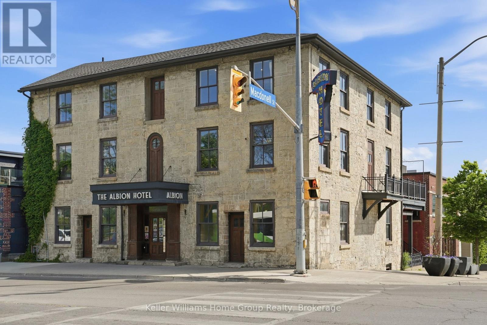 A - 49 NORFOLK STREET