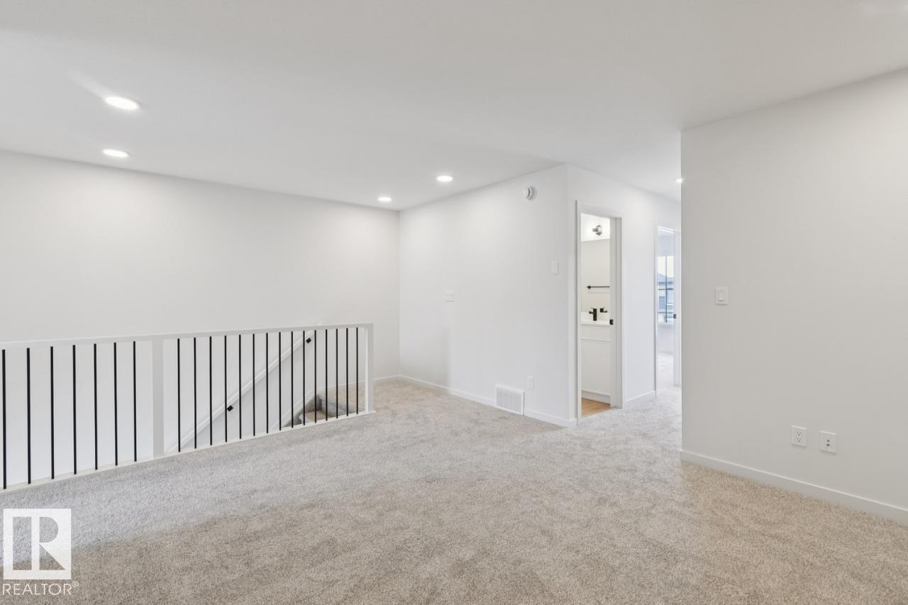 428 30 ST SW - 19