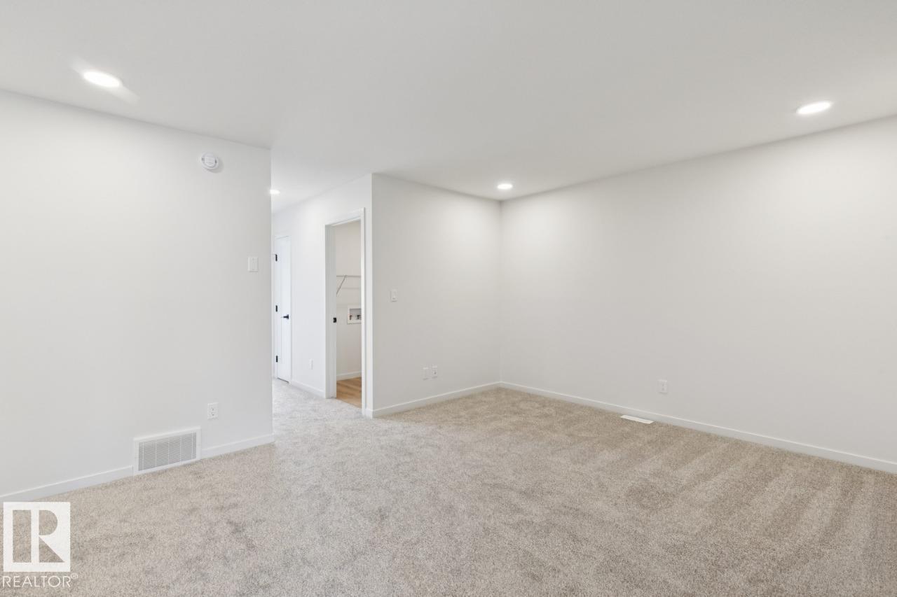428 30 ST SW - 20