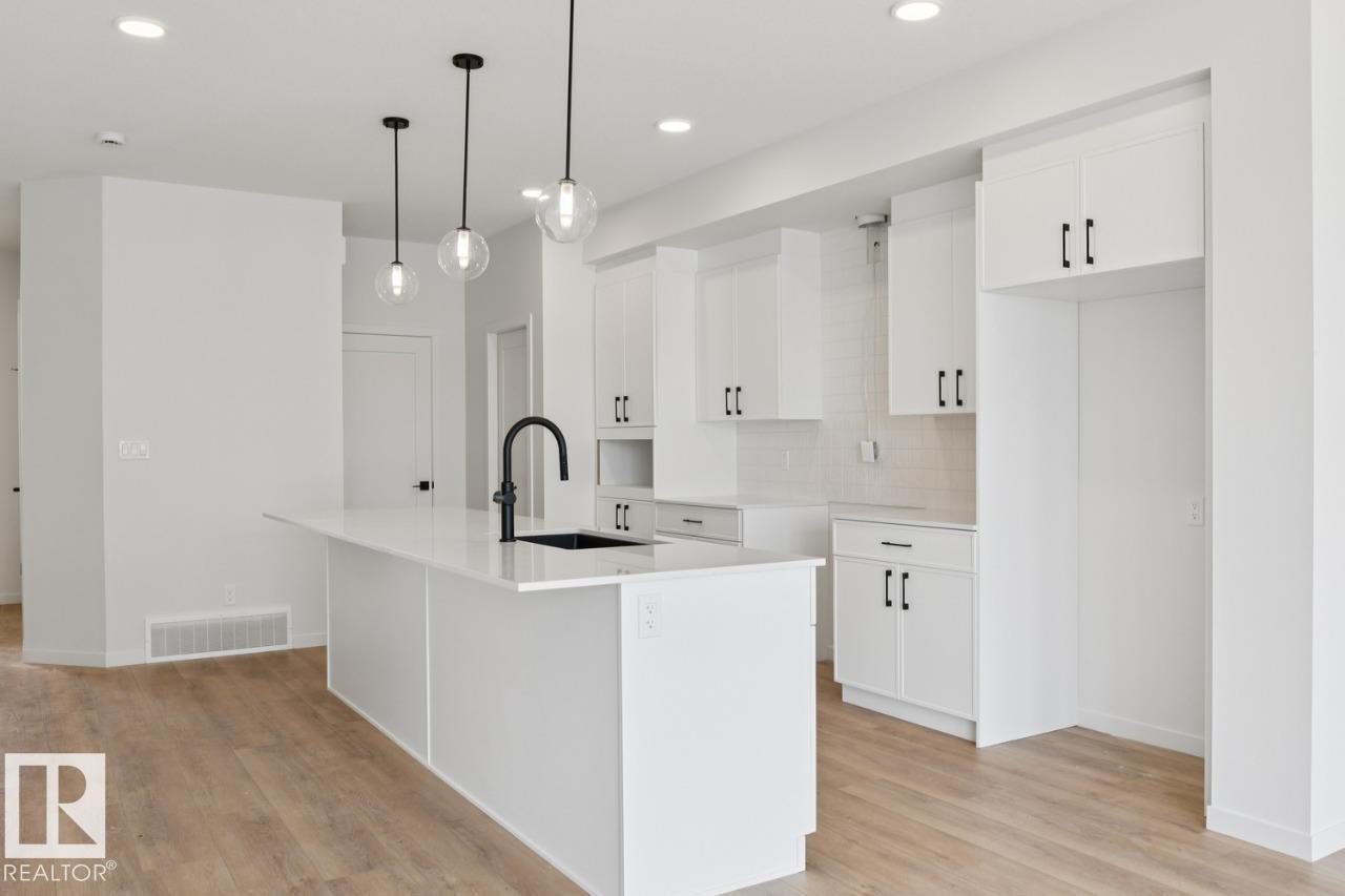 428 30 ST SW - 8