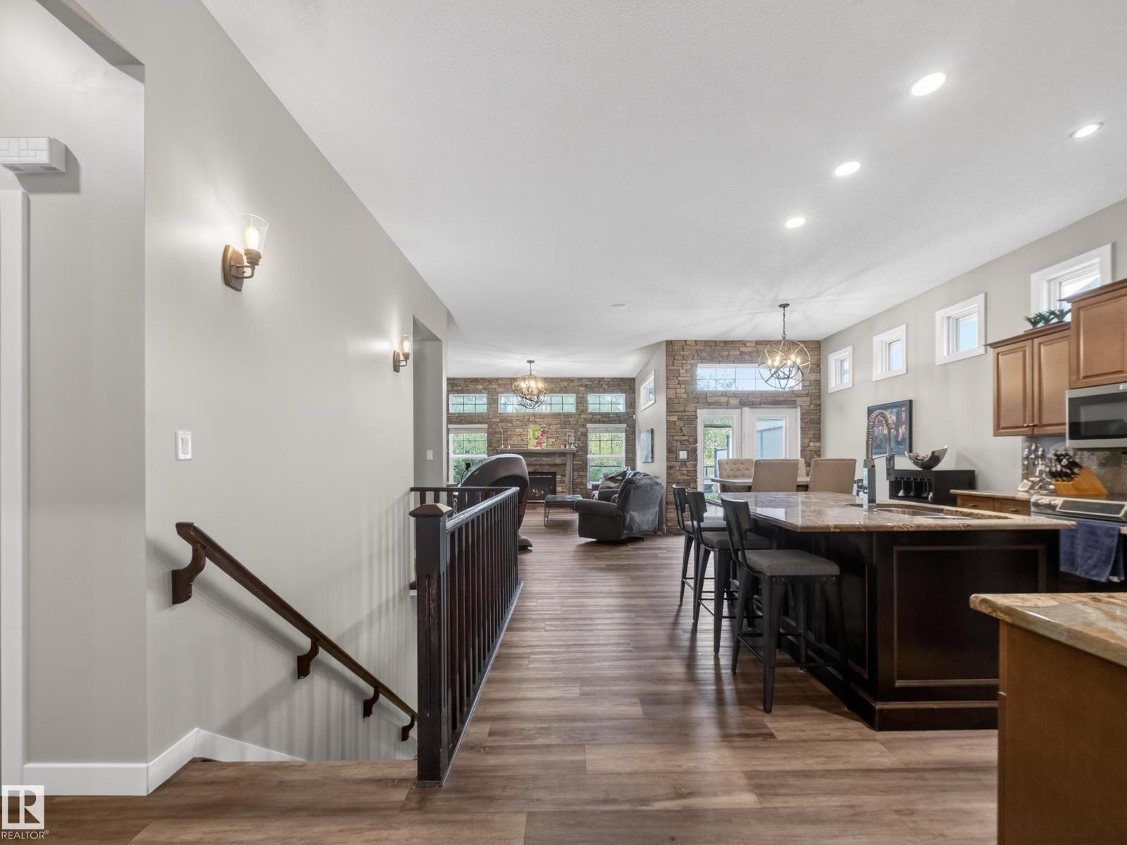 4044 CROWSNEST CR - 21