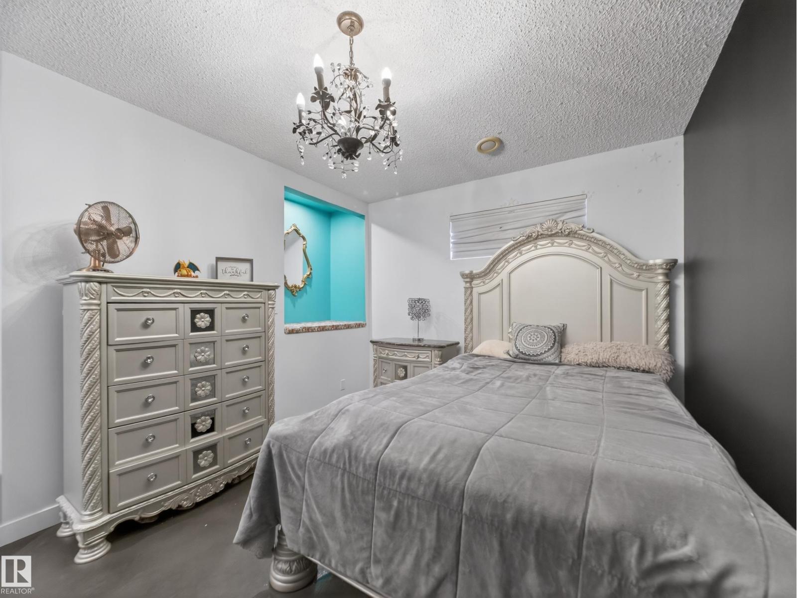 4044 CROWSNEST CR - 41