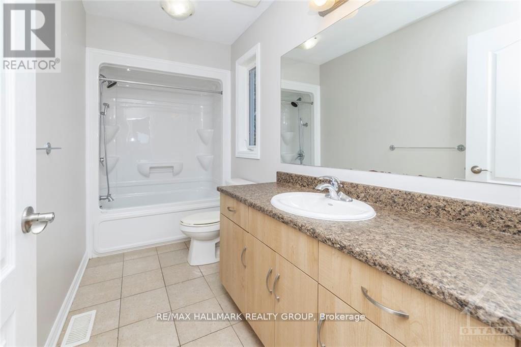 House for Rent in Ottawa – 1174 SOUTH RUSSELL ROAD, Ottawa – By Peter Sagos - Image 21