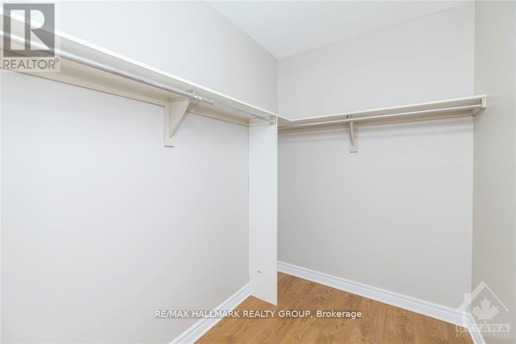 House for Rent in Ottawa – 1174 SOUTH RUSSELL ROAD, Ottawa – By Peter Sagos - Image 25